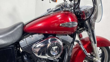 Harley-Davidson Dyna 1690 FLD Switchback 31