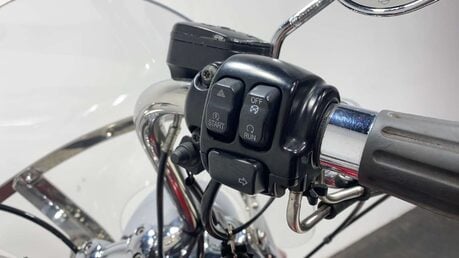 Harley-Davidson Dyna 1690 FLD Switchback 53
