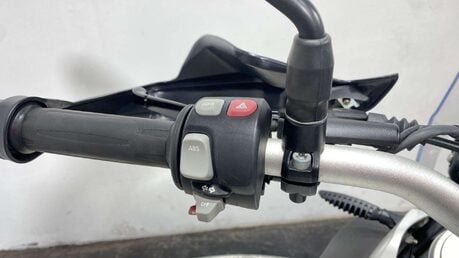 BMW F800 800 Adventure Petrol Manual (86 ps) 15