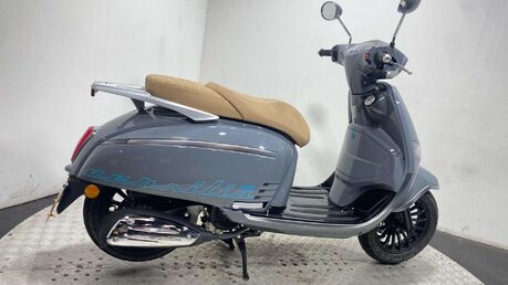Keeway Versilia 125 Euro 5 8