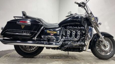 Triumph Rocket 2294 Touring 2