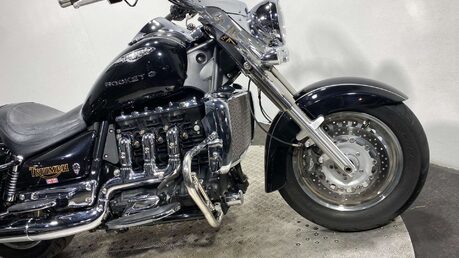 Triumph Rocket 2294 Touring 4