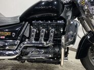 Triumph Rocket 2294 Touring 6