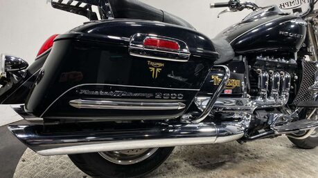 Triumph Rocket 2294 Touring 8