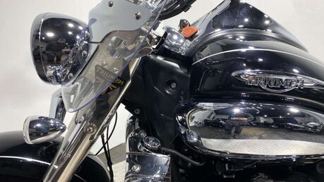 Triumph Rocket 2294 Touring 46