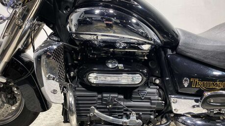 Triumph Rocket 2294 Touring 48