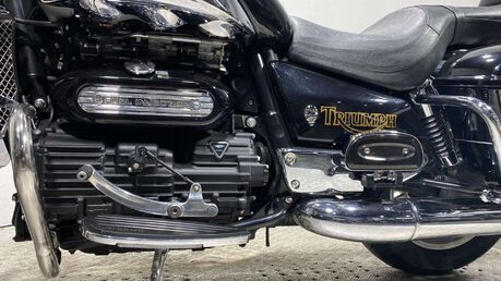 Triumph Rocket 2294 Touring 50