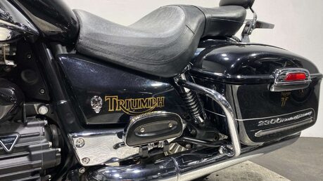 Triumph Rocket 2294 Touring 51
