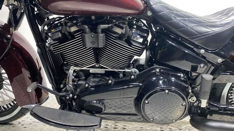 Harley-Davidson Softail 1745 FLHC Heritage Classic Euro 4 25