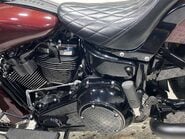 Harley-Davidson Softail 1745 FLHC Heritage Classic Euro 4 28