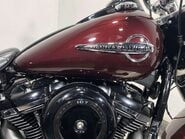 Harley-Davidson Softail 1745 FLHC Heritage Classic Euro 4 34