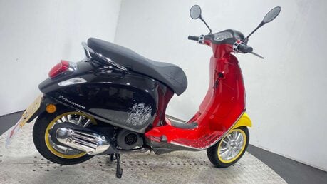 Piaggio Vespa Primavera 125 Disney CVT Euro 5 11