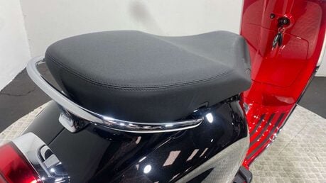 Piaggio Vespa Primavera 125 Disney CVT Euro 5 15