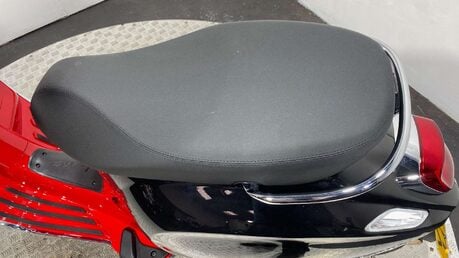 Piaggio Vespa Primavera 125 Disney CVT Euro 5 20