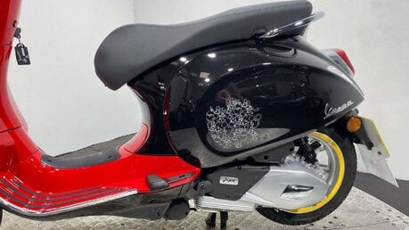 Piaggio Vespa Primavera 125 Disney CVT Euro 5 56