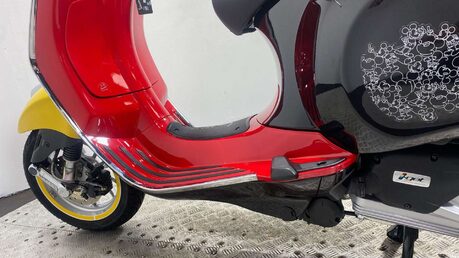 Piaggio Vespa Primavera 125 Disney CVT Euro 5 49