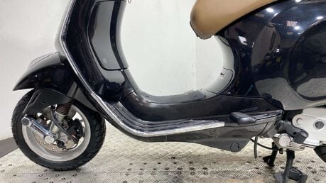 Piaggio Vespa Primavera 50 50th Anniversary Euro 4 17