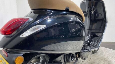 Piaggio Vespa Primavera 50 50th Anniversary Euro 4 25