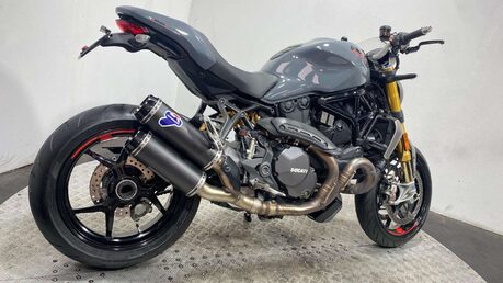 Ducati Monster 1200 S Euro 4 11