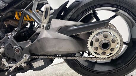 Ducati Monster 1200 S Euro 4 27