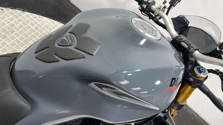 Ducati Monster 1200 S Euro 4 30