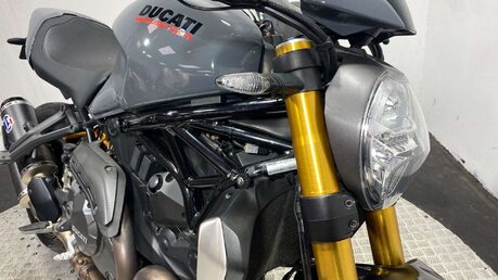 Ducati Monster 1200 S Euro 4 52