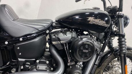 Harley-Davidson Dyna 1745 FXBB Street Bob Custom Cruiser Petrol Manual Euro 4 (87 ps) 4