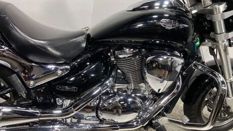Suzuki Intruder 800 800 VZ 17