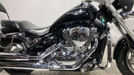 Suzuki Intruder 800 800 VZ 19
