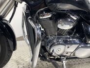 Suzuki Intruder 800 800 VZ 23