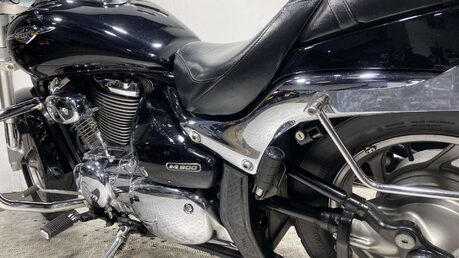 Suzuki Intruder 800 800 VZ 27