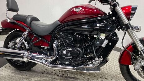 Hyosung GV 650 P Aquila 8