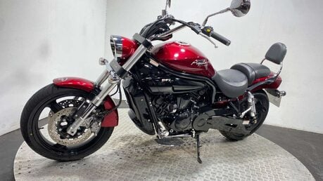 Hyosung GV 650 P Aquila 16