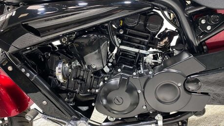 Hyosung GV 650 P Aquila 25