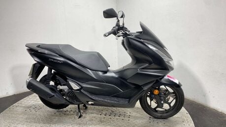 Honda PCX 125 Scooter Petrol CVT V-Belt Euro 5 (12 ps) 10