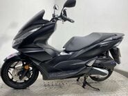 Honda PCX 125 Scooter Petrol CVT V-Belt Euro 5 (12 ps) 12