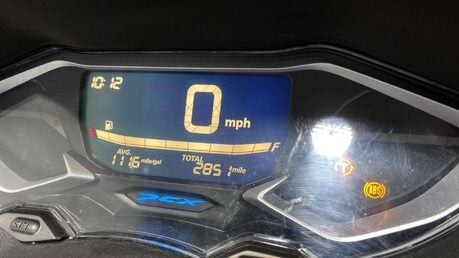 Honda PCX 125 Scooter Petrol CVT V-Belt Euro 5 (12 ps) 27