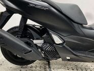 Honda PCX 125 Scooter Petrol CVT V-Belt Euro 5 (12 ps) 33