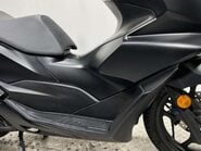 Honda PCX 125 Scooter Petrol CVT V-Belt Euro 5 (12 ps) 36