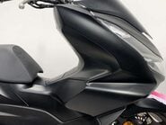 Honda PCX 125 Scooter Petrol CVT V-Belt Euro 5 (12 ps) 37