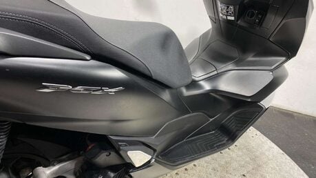 Honda PCX 125 Scooter Petrol CVT V-Belt Euro 5 (12 ps) 38