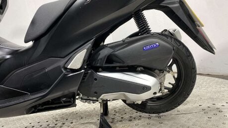 Honda PCX 125 Scooter Petrol CVT V-Belt Euro 5 (12 ps) 45