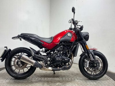 Benelli Leoncino 500 Naked Petrol Manual Euro 4 (47 ps)