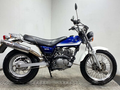 Suzuki RV125 VANVAN 