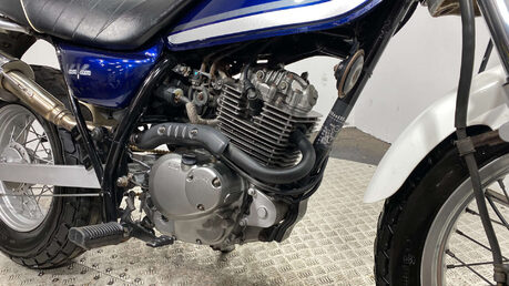 Suzuki RV125 VANVAN 13