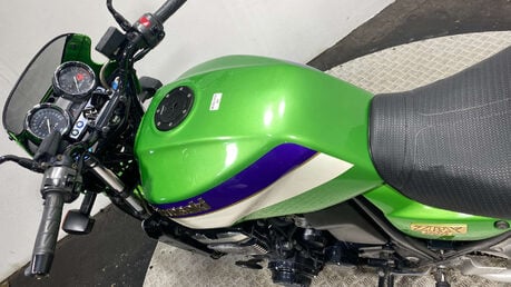 Kawasaki ZRX 2001 33K NEW MOT WARRANTY YOSHI PIPE 1100CC 37