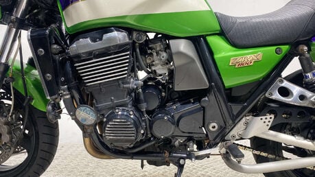 Kawasaki ZRX 2001 33K NEW MOT WARRANTY YOSHI PIPE 1100CC 32