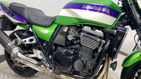 Kawasaki ZRX 2001 33K NEW MOT WARRANTY YOSHI PIPE 1100CC 11