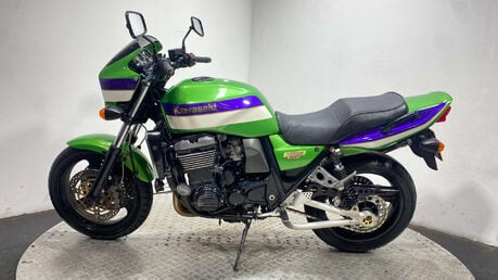 Kawasaki ZRX 2001 33K NEW MOT WARRANTY YOSHI PIPE 1100CC 23