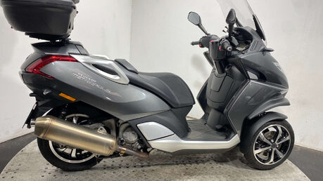 Peugeot Metropolis 400 ABS Three Wheeler Trike, Serviced, Warranty, 2019 2